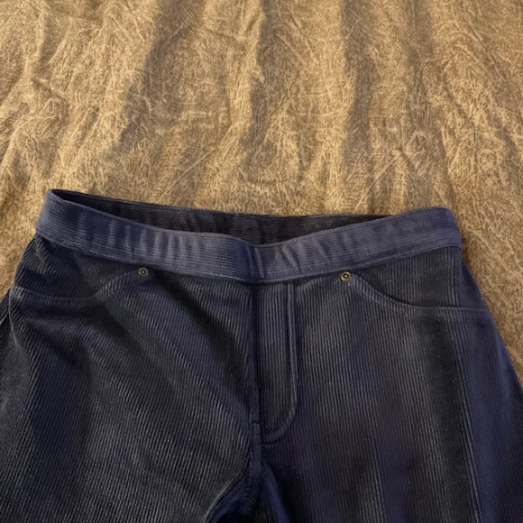 HUE Woman’s Corduroy Legging Size Small Color Cobblestone Green - Picture 5 of 6